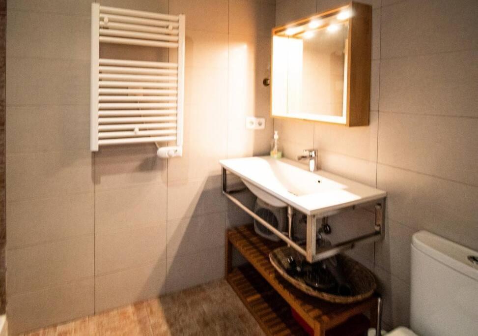 Exclusivo Y Acogedor Apartamento Con Balcon En Chueca, Con Aire Acondicionado Y Calefaccion Madrid Bagian luar foto