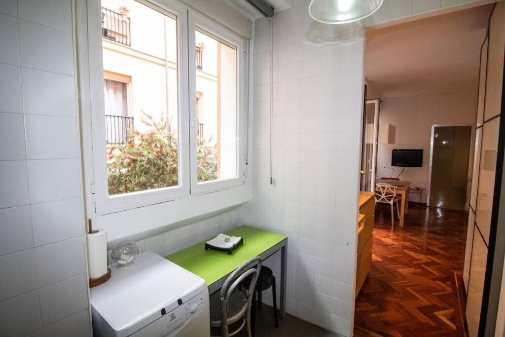 Exclusivo Y Acogedor Apartamento Con Balcon En Chueca, Con Aire Acondicionado Y Calefaccion Madrid Bagian luar foto