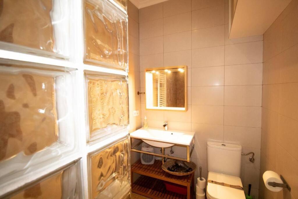 Exclusivo Y Acogedor Apartamento Con Balcon En Chueca, Con Aire Acondicionado Y Calefaccion Madrid Bagian luar foto